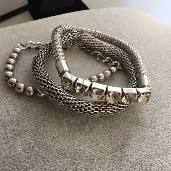 Silver Tone Stackable Bracelets (G1) - Picture 2 of 8